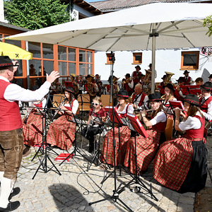 und Tombola in Kleinraming